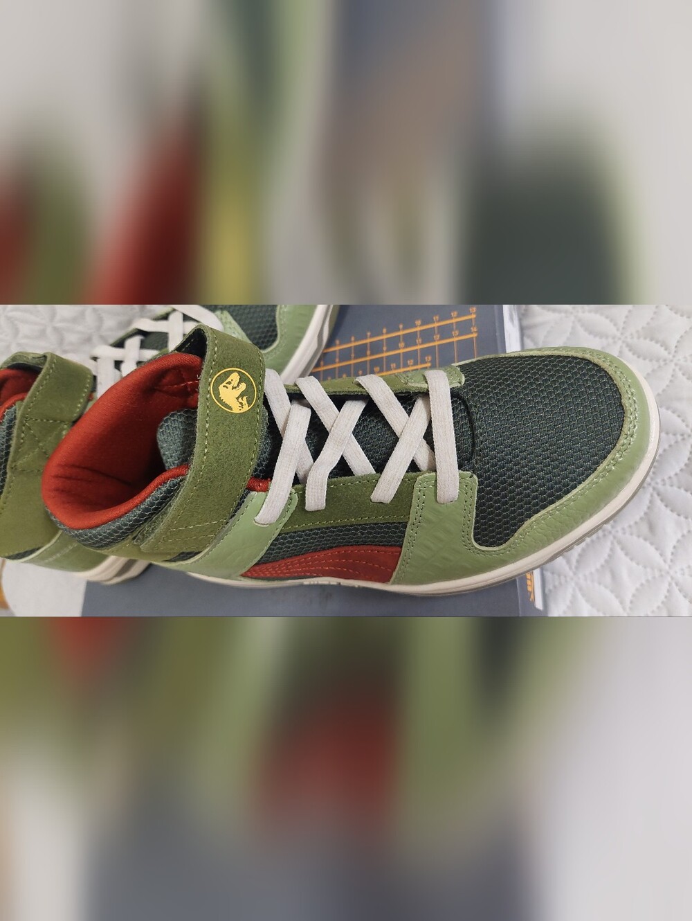 PUMA Kids Green and Red Low-Top Sneakers. Jurassic World. - Picture 4 of 11